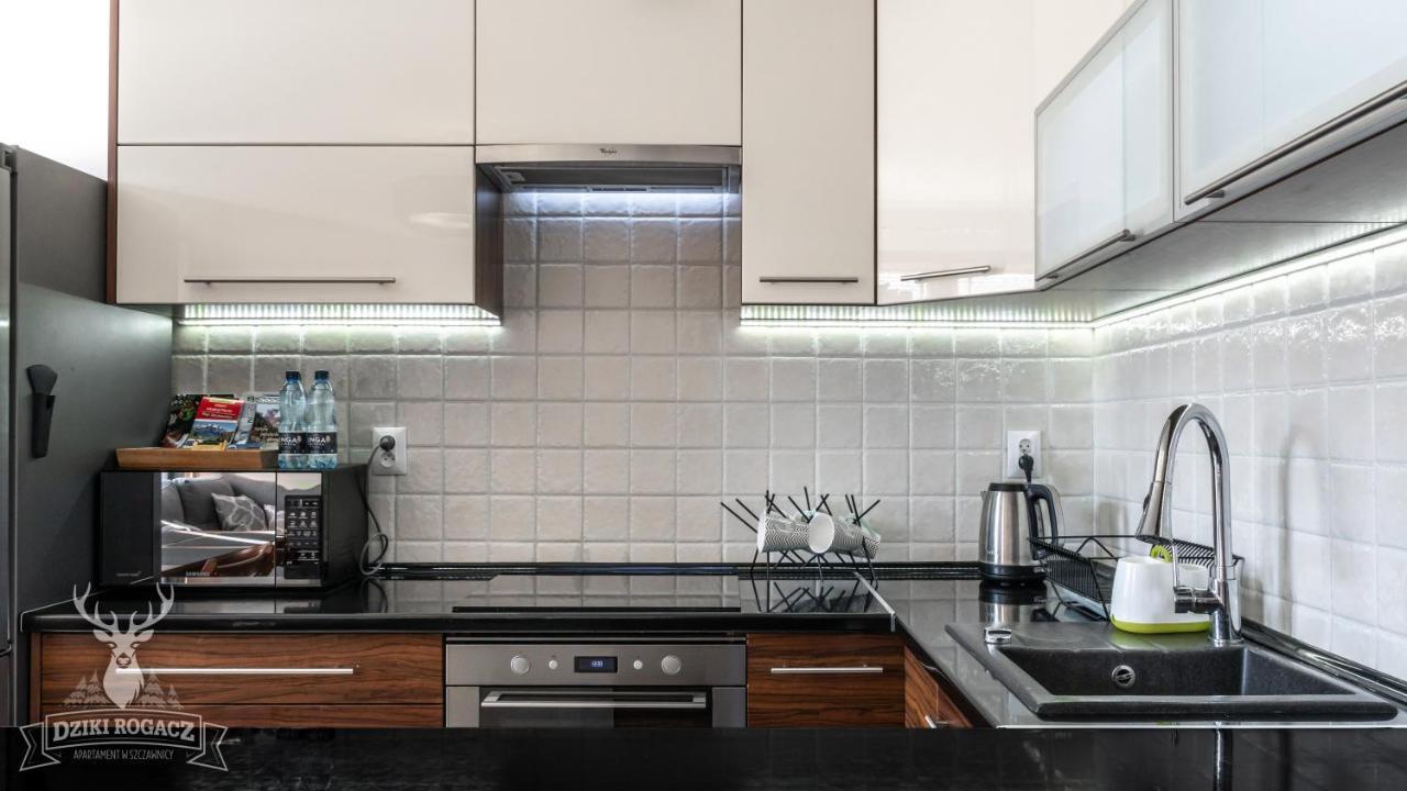 Apartament Dziki Rogacz ชซาฟนีซา ภายนอก รูปภาพ